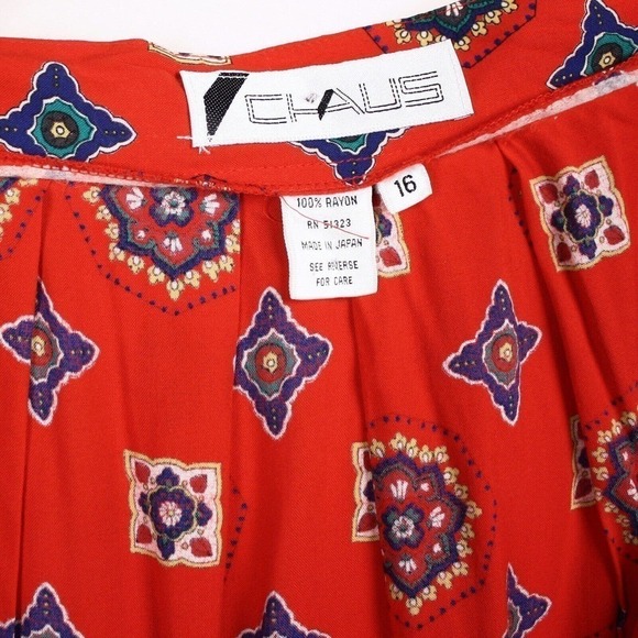 Vintage Skirt Red Rayon Print Chaus Made in Japan Size W 34 Size 16 - Hey Viv - Picture 4 of 6